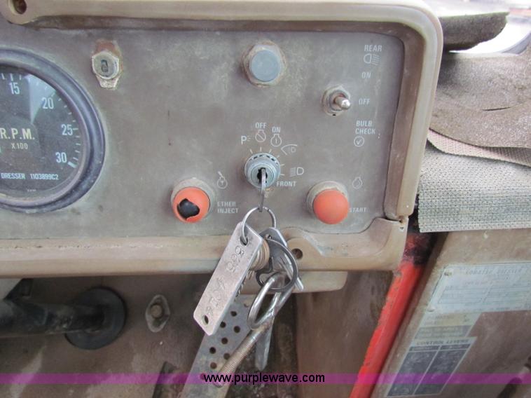 image for item B7094 1994 Dresser 510C wheel loader