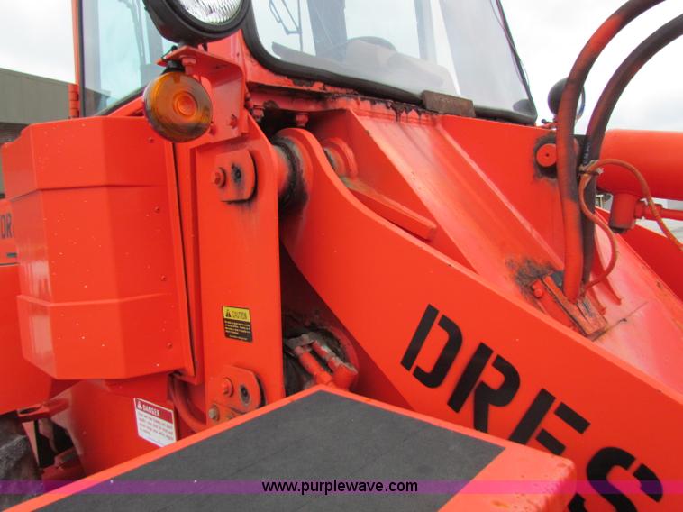image for item B7094 1994 Dresser 510C wheel loader