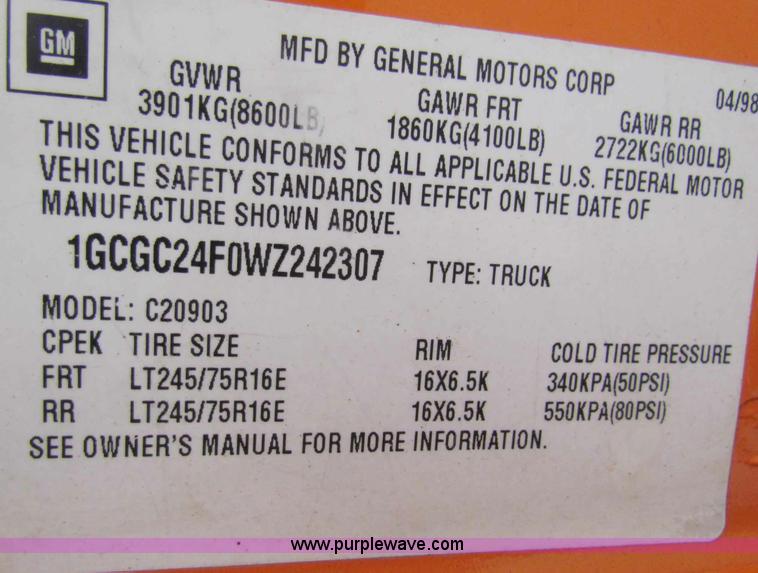 image for item B7099 1998 Chevrolet C2500 pickup truck