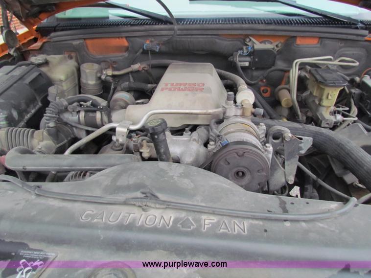 image for item B7099 1998 Chevrolet C2500 pickup truck