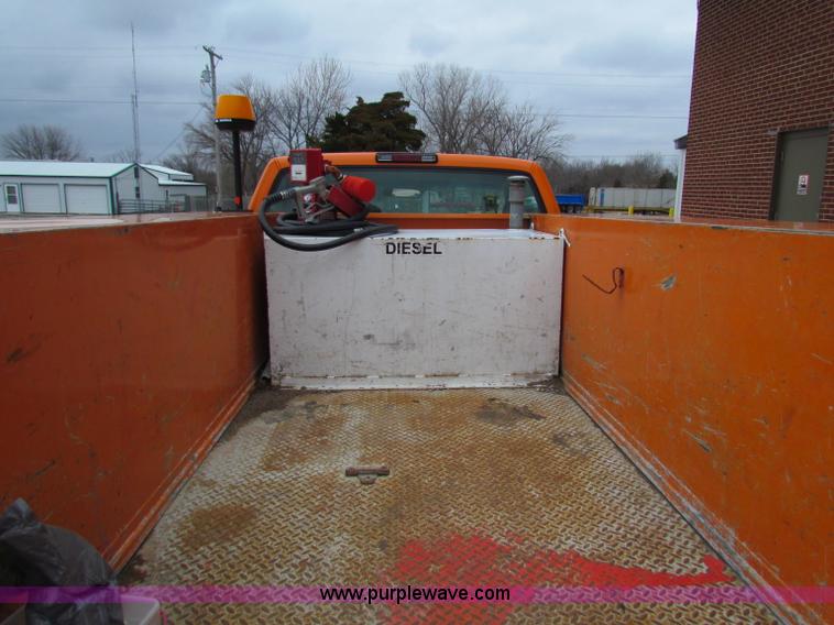 image for item B7099 1998 Chevrolet C2500 pickup truck