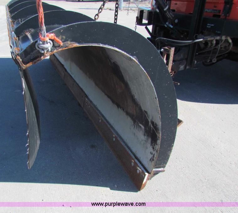 image for item B7111 1999 International 4900 dump truck