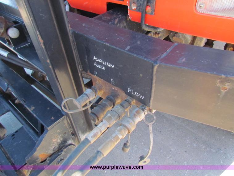 image for item B7111 1999 International 4900 dump truck