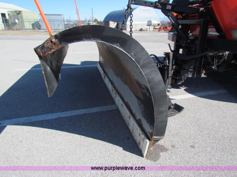 image for item B7112 1999 International 4900 dump truck