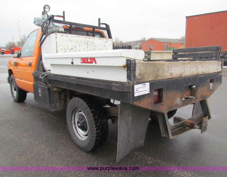 image for item B7113 1998 Chevrolet C2500 pickup truck
