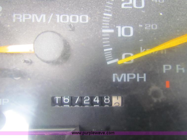 image for item B7113 1998 Chevrolet C2500 pickup truck