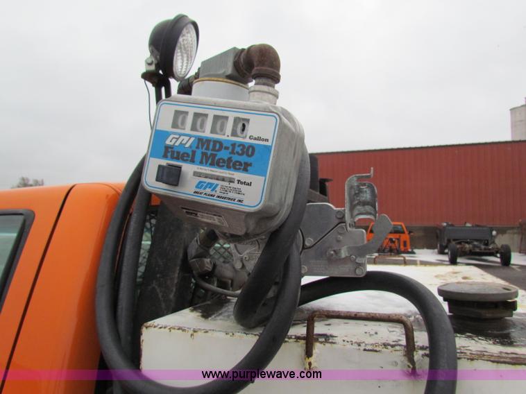 image for item B7113 1998 Chevrolet C2500 pickup truck