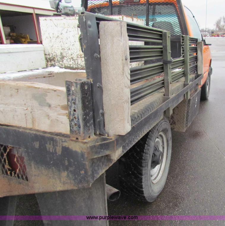 image for item B7113 1998 Chevrolet C2500 pickup truck