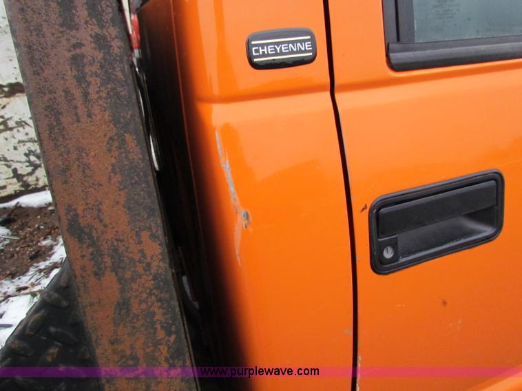 image for item B7113 1998 Chevrolet C2500 pickup truck