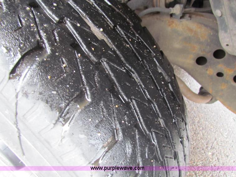 image for item B7113 1998 Chevrolet C2500 pickup truck