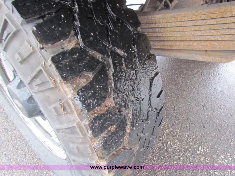 image for item B7113 1998 Chevrolet C2500 pickup truck