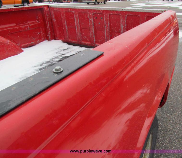 image for item B7117 1998 Chevrolet C1500 extended cab pickup truck