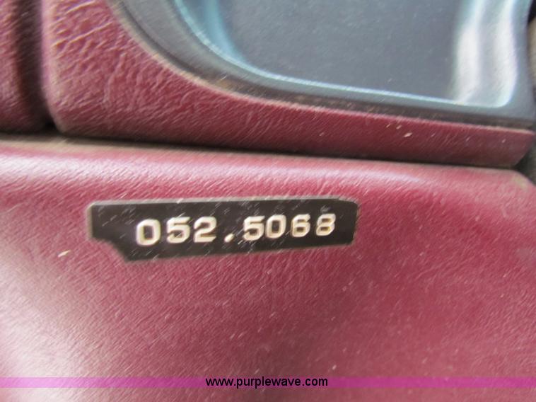 image for item B7117 1998 Chevrolet C1500 extended cab pickup truck
