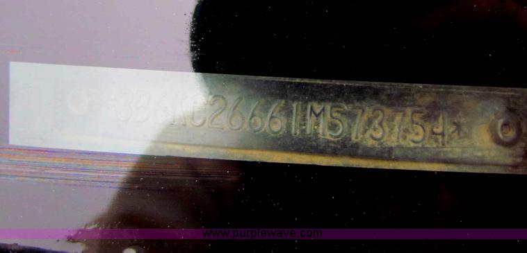 image for item B7119 2001 Dodge Ram 2500 pickup truck
