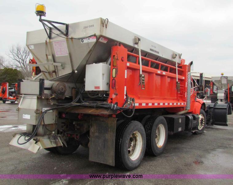 image for item B7128 1999 International 4900 tandem axle dump truck