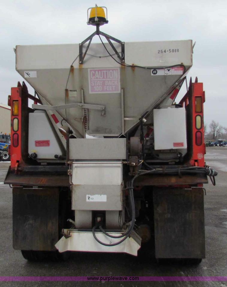 image for item B7128 1999 International 4900 tandem axle dump truck