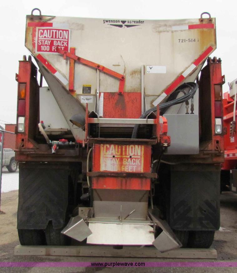 image for item B7129 1995 Ford LNT8000 tandem axle dump truck