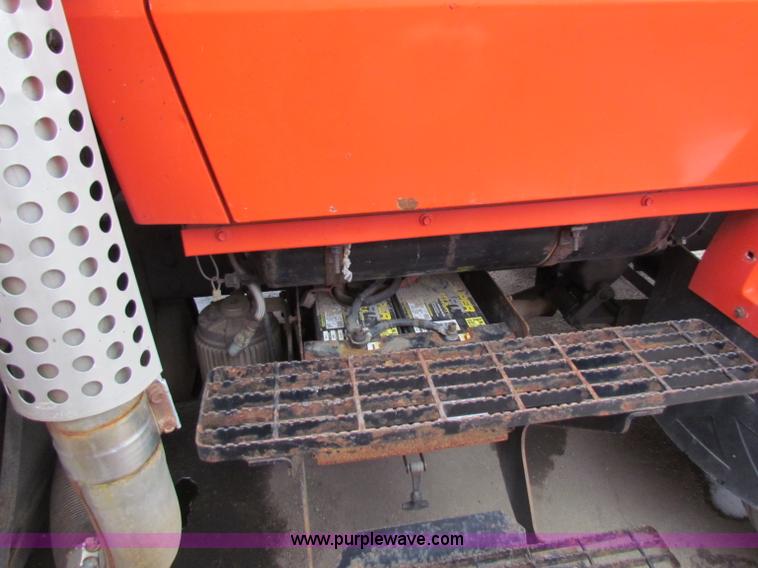 image for item B7129 1995 Ford LNT8000 tandem axle dump truck