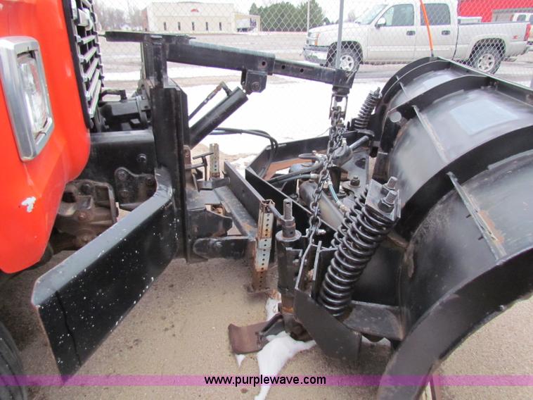 image for item B7129 1995 Ford LNT8000 tandem axle dump truck