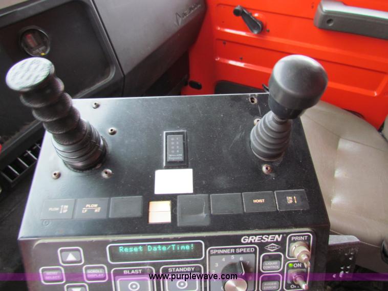 image for item B7130 1997 International 4900 tandem axle dump truck