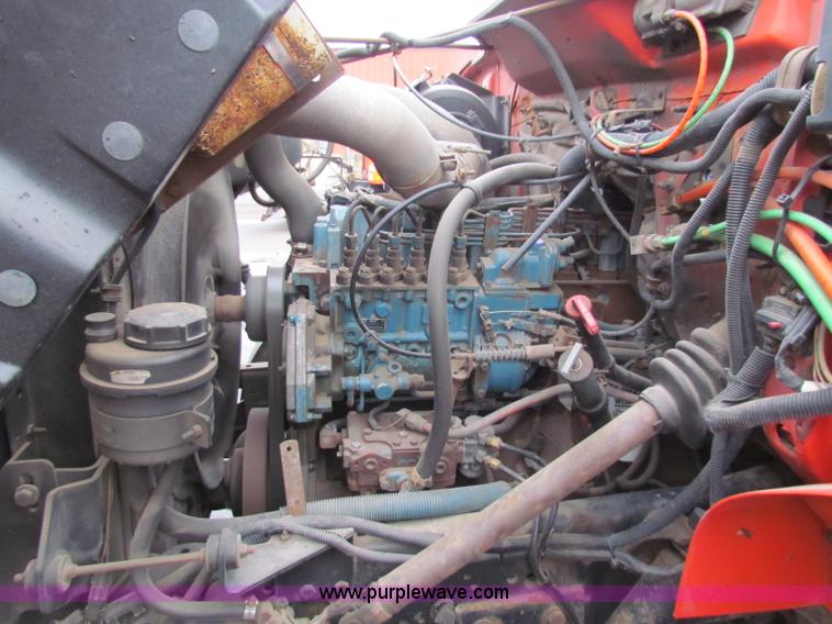 image for item B7130 1997 International 4900 tandem axle dump truck