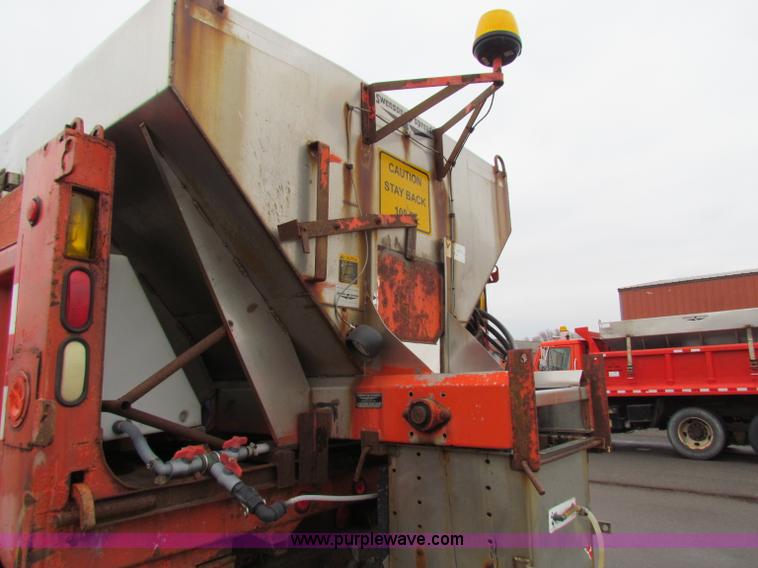 image for item B7130 1997 International 4900 tandem axle dump truck