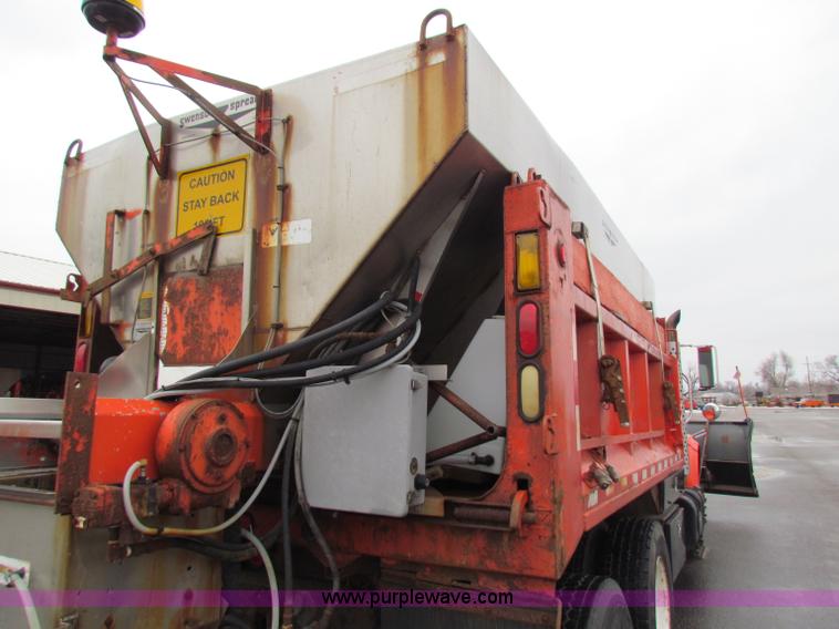 image for item B7130 1997 International 4900 tandem axle dump truck