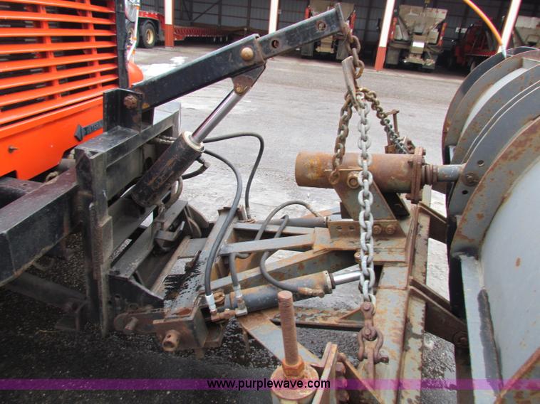 image for item B7130 1997 International 4900 tandem axle dump truck