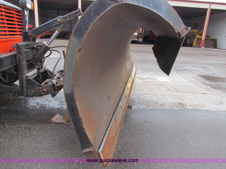 image for item B7130 1997 International 4900 tandem axle dump truck