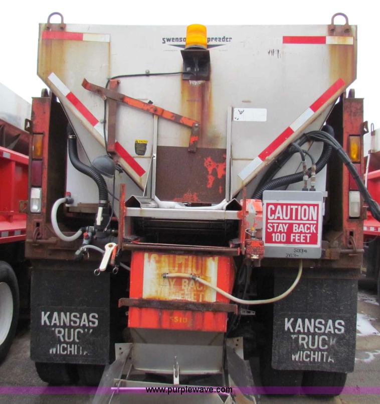 image for item B7131 1995 Ford LNT8000 tandem axle dump truck