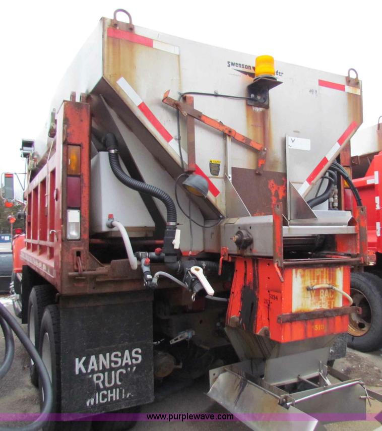 image for item B7131 1995 Ford LNT8000 tandem axle dump truck