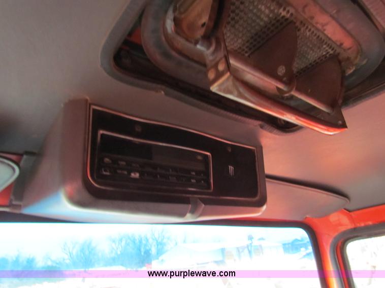 image for item B7131 1995 Ford LNT8000 tandem axle dump truck