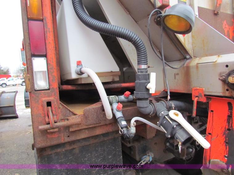 image for item B7131 1995 Ford LNT8000 tandem axle dump truck