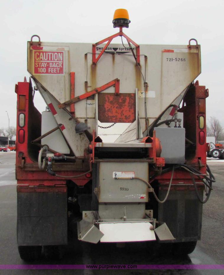 image for item B7132 1997 International 4900 tandem axle dump truck