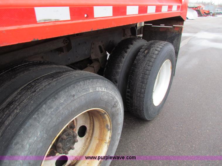 image for item B7132 1997 International 4900 tandem axle dump truck