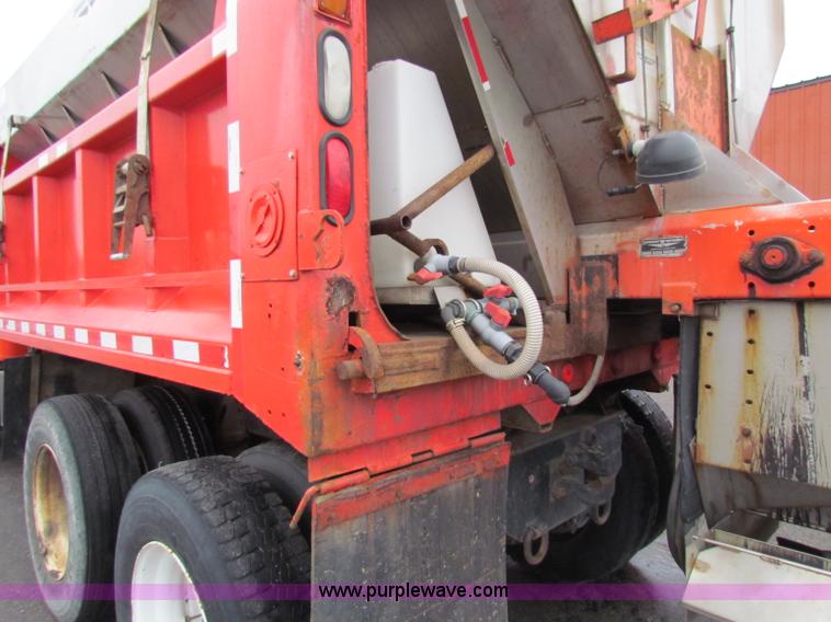 image for item B7132 1997 International 4900 tandem axle dump truck