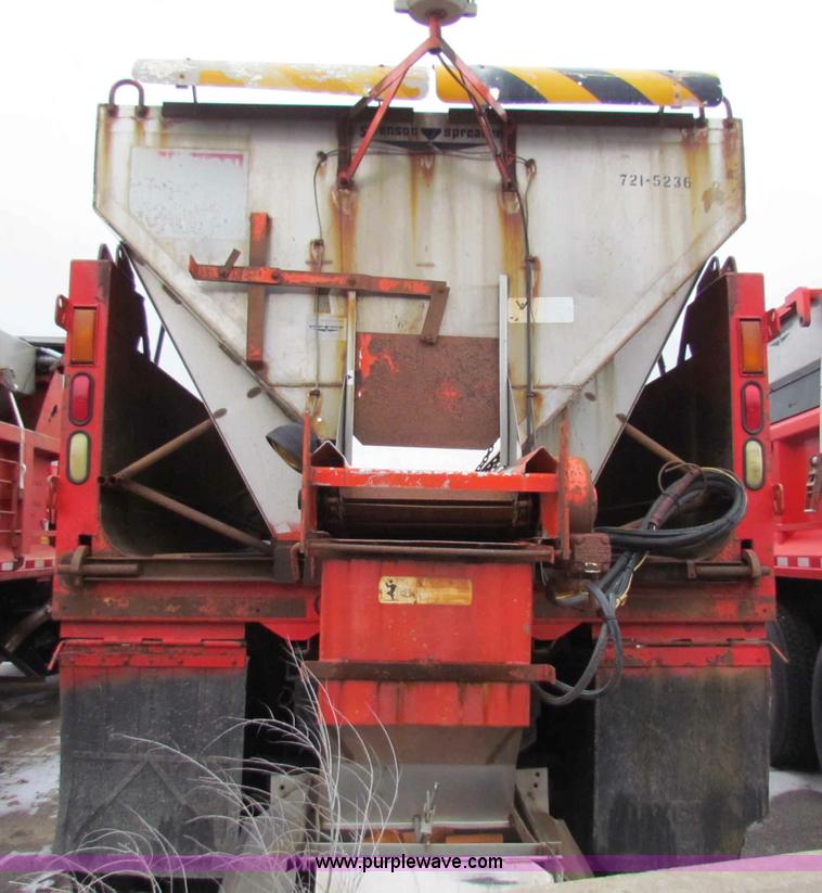 image for item B7133 1997 International 4900 tandem axle dump truck