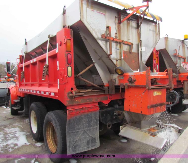 image for item B7133 1997 International 4900 tandem axle dump truck