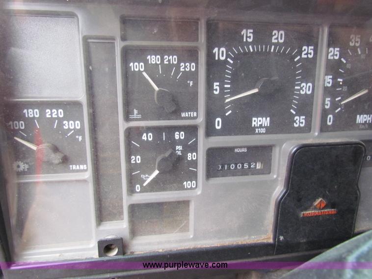 image for item B7133 1997 International 4900 tandem axle dump truck