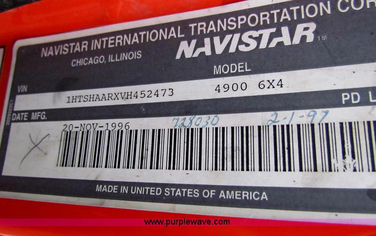 image for item B7133 1997 International 4900 tandem axle dump truck