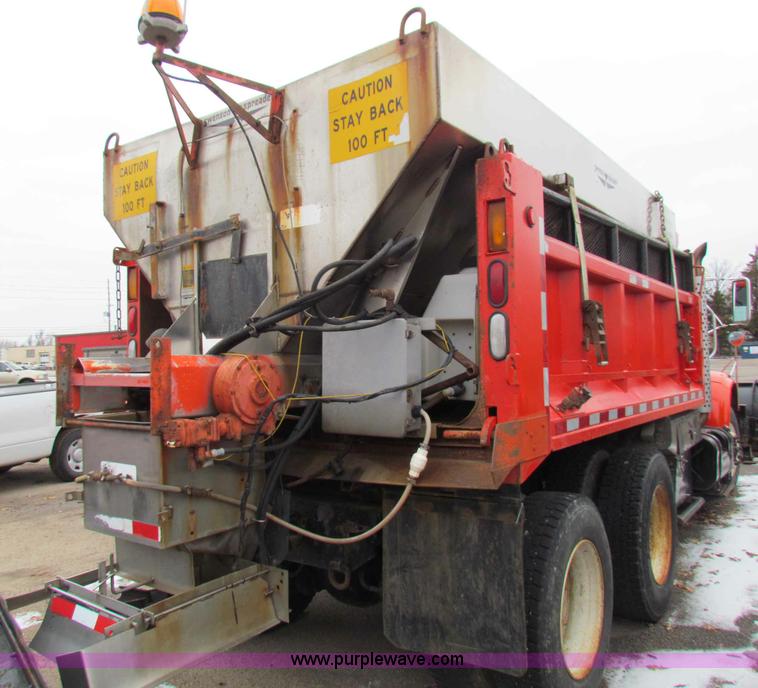 image for item B7134 1997 International 4900 tandem axle dump truck