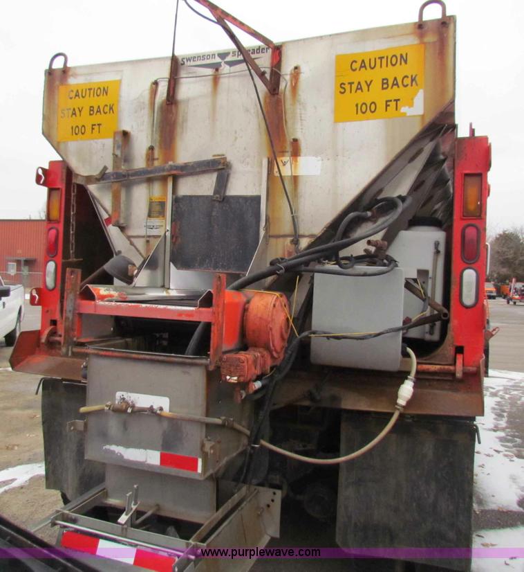 image for item B7134 1997 International 4900 tandem axle dump truck