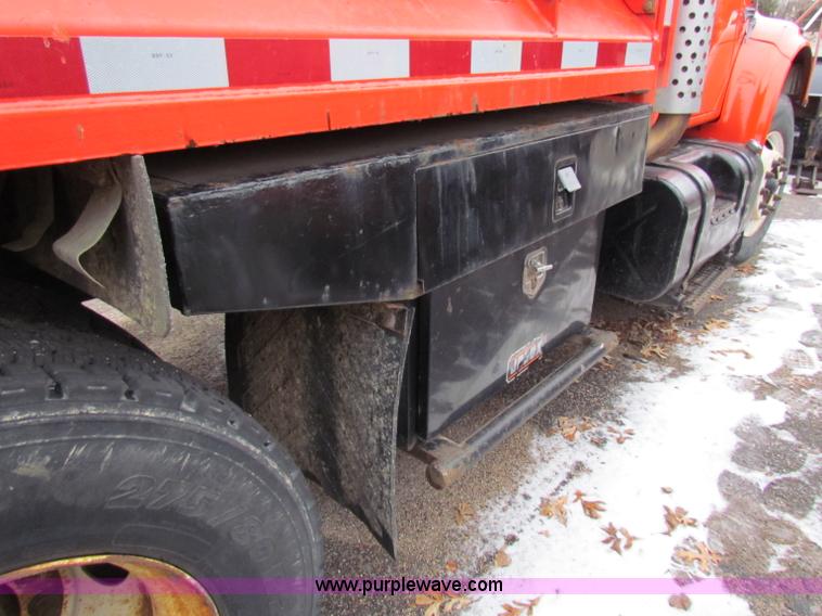 image for item B7134 1997 International 4900 tandem axle dump truck
