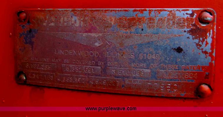 image for item B7135 1997 International 4900 tandem axle dump truck