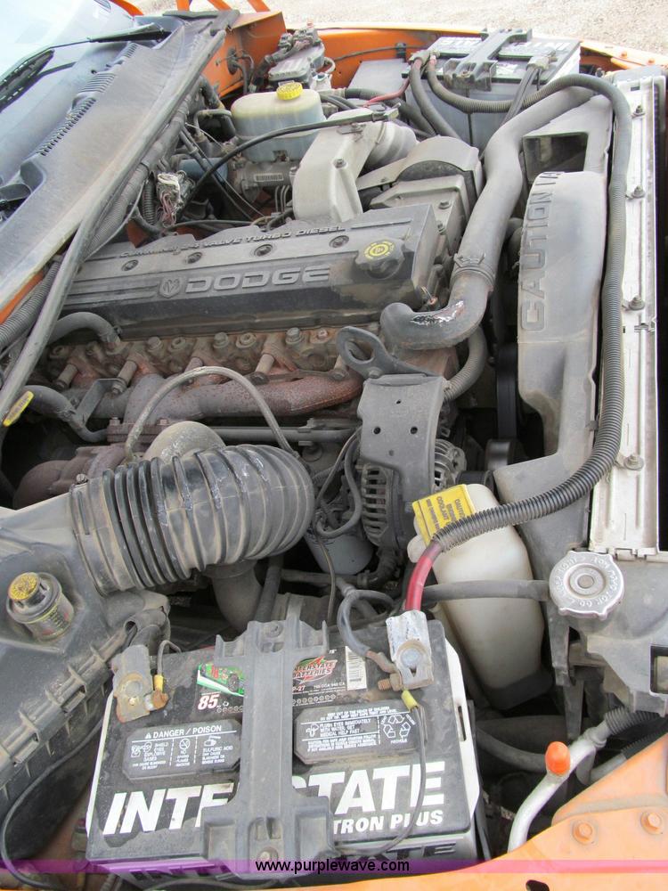 image for item D6528 2001 Dodge Ram 2500 pickup truck