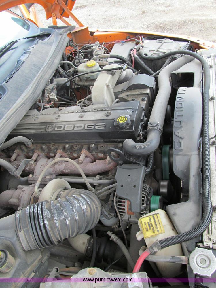 image for item D6529 2001 Dodge Ram 2500 pickup truck
