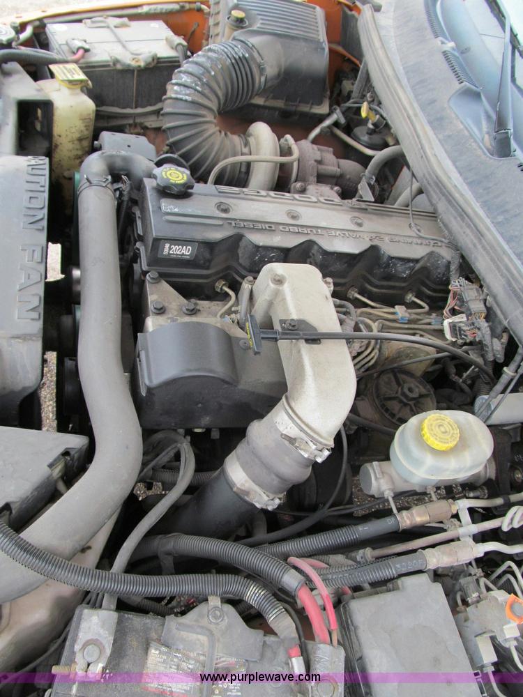 image for item D6529 2001 Dodge Ram 2500 pickup truck
