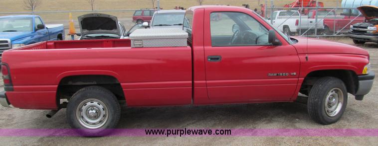 image for item D6531 2001 Dodge Ram 1500 pickup truck