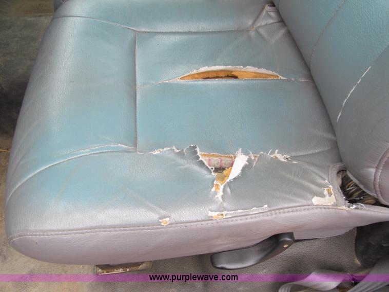 image for item D6531 2001 Dodge Ram 1500 pickup truck