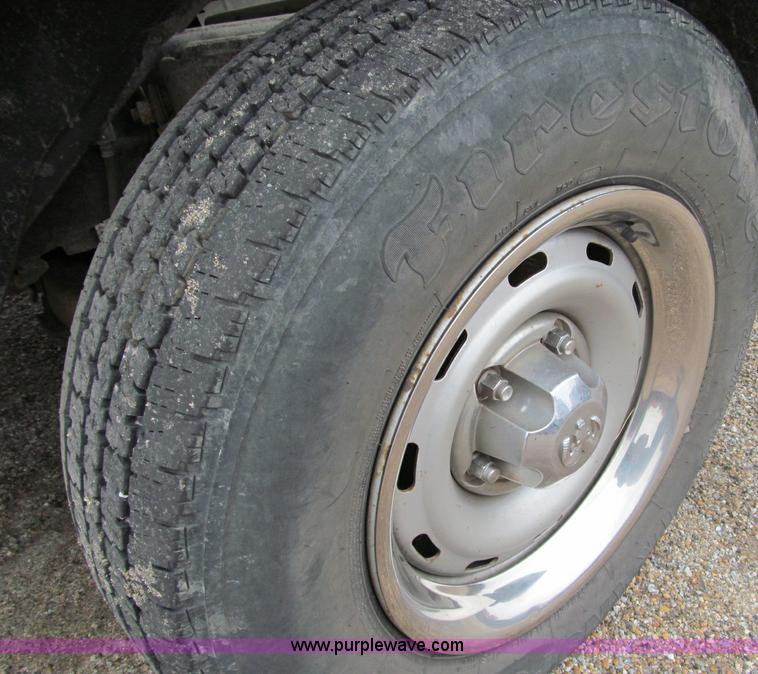 image for item D6531 2001 Dodge Ram 1500 pickup truck